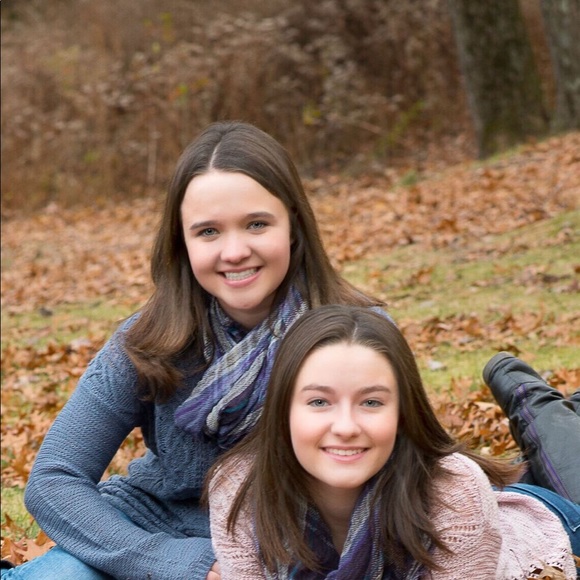 Meet your Posher, Sarah - Picture 1 of 1